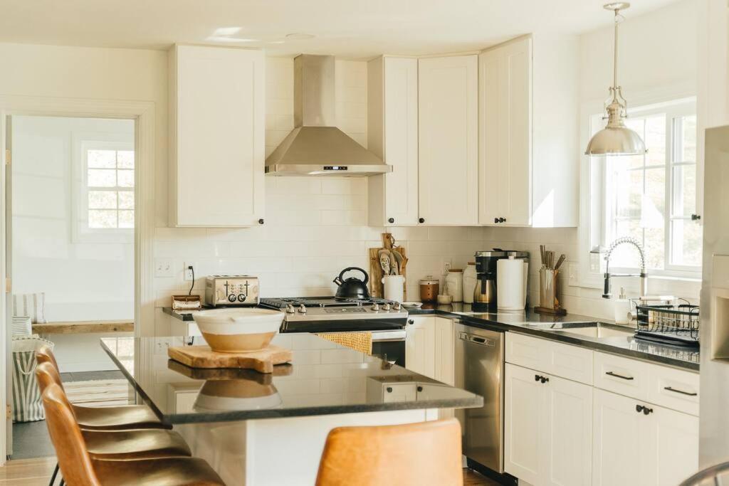 Cozy Cottage, Hot Tub, Fire Pit, 15Min To Hudson And Hiking Катскилл Экстерьер фото